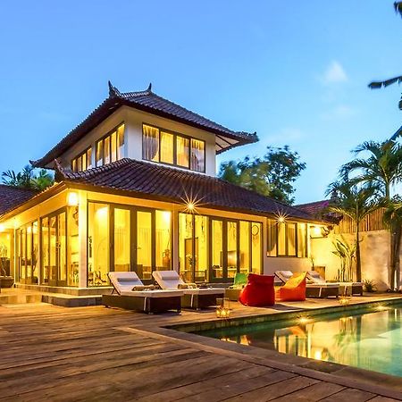 Luxury Villa Kudeta 300M Beach And Heart Of Seminyak Dış mekan fotoğraf